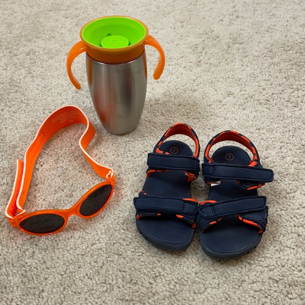 🔥4x$25 - Zoe & Zac’s Velcro Sandals, Kids Bandz Goggles & No-Spill Cup